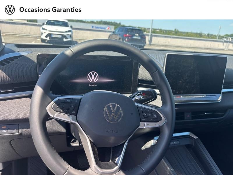 Voitures occasions VOLKSWAGEN T-ROC Base Cesson-Sévigné