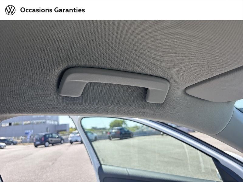 Voitures occasions VOLKSWAGEN T-ROC Base Cesson-Sévigné