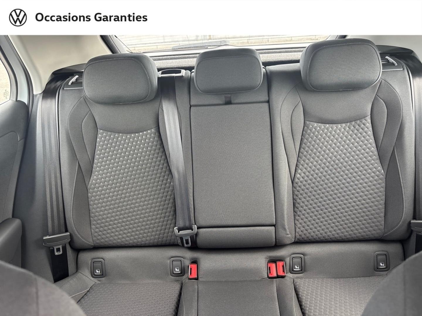 Voitures occasions VOLKSWAGEN T-ROC Life Saint-Grégoire