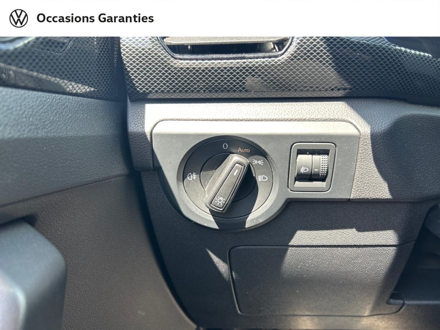 Voitures occasions VOLKSWAGEN T-CROSS VW Edition Cesson-Sévigné