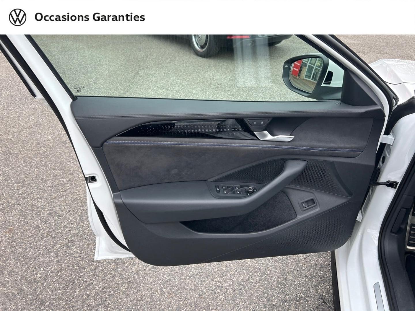 Voitures occasions VOLKSWAGEN Passat SW R-Line Cesson-Sévigné
