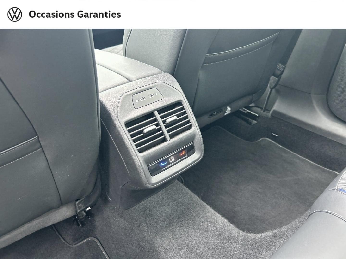 Voitures occasions VOLKSWAGEN Passat SW R-Line Cesson-Sévigné