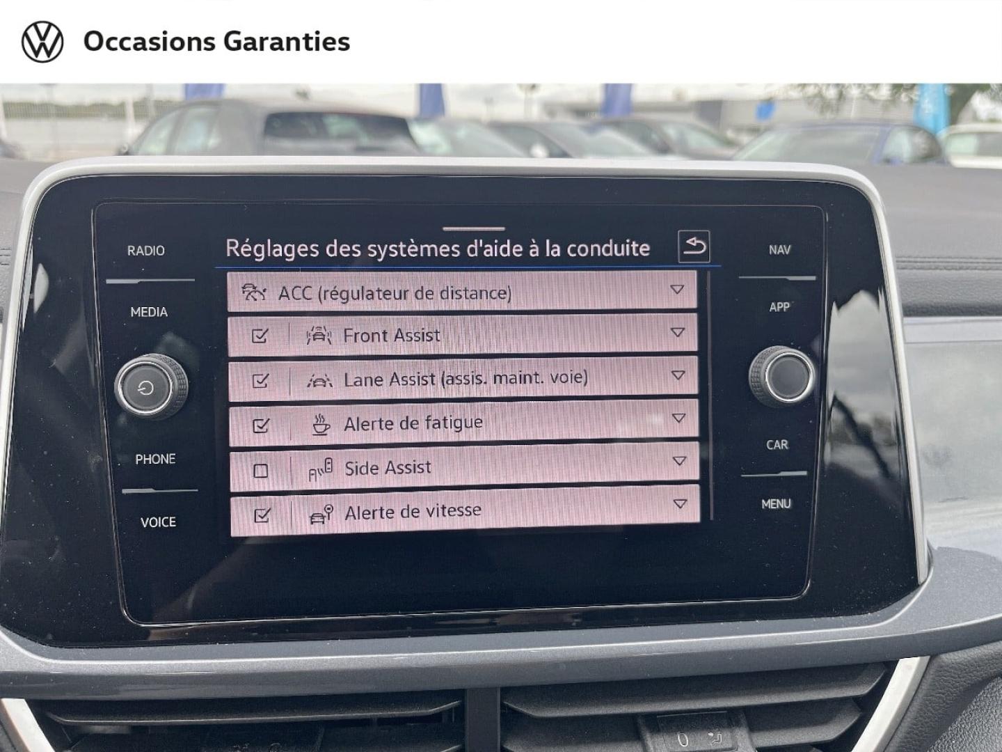 Voitures occasions VOLKSWAGEN T-ROC Style Saint-Grégoire