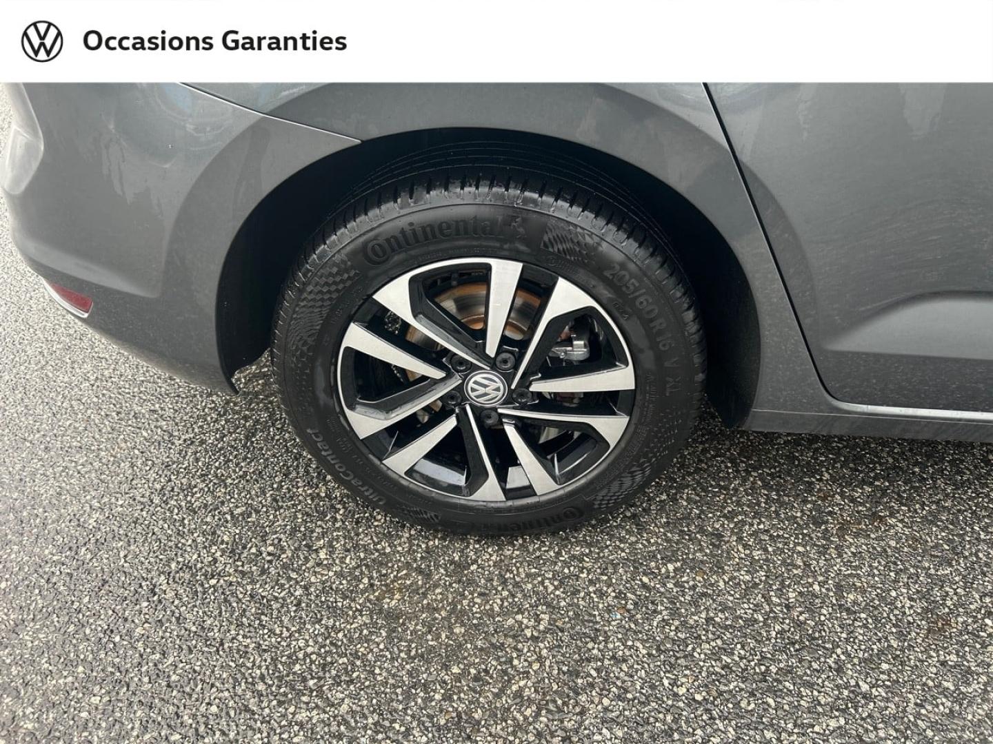 Voitures occasions VOLKSWAGEN TOURAN IQ.Drive Cesson-Sévigné