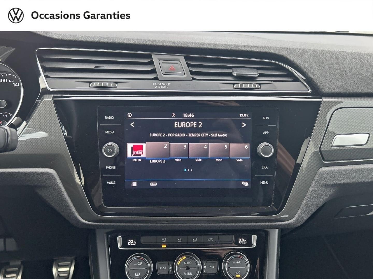 Voitures occasions VOLKSWAGEN TOURAN IQ.Drive Cesson-Sévigné