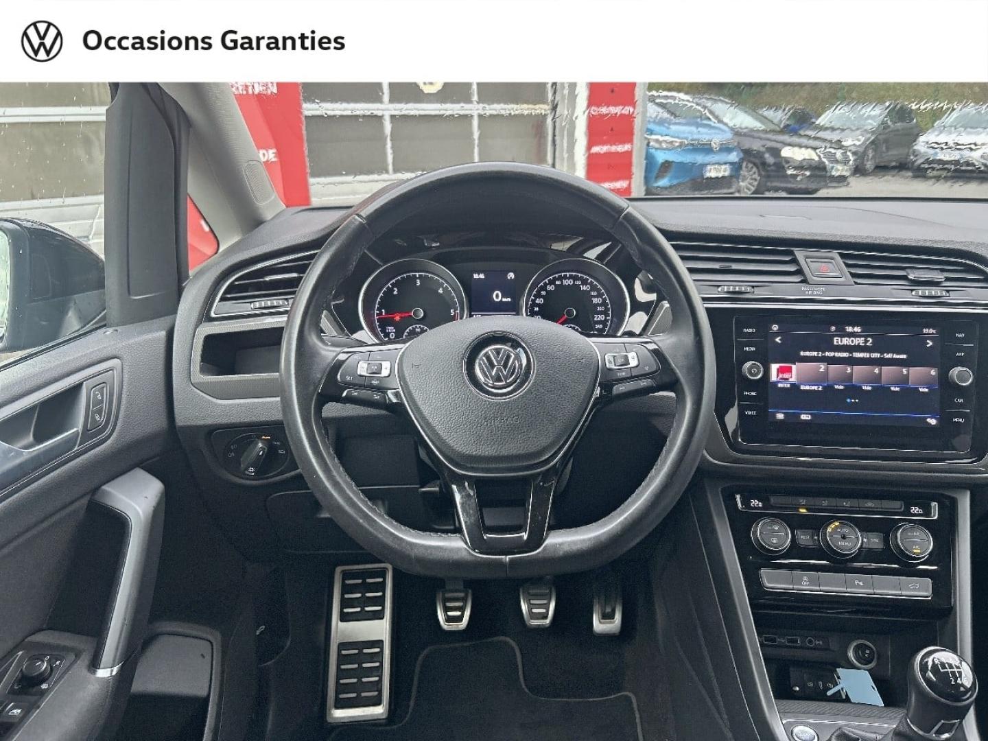 Voitures occasions VOLKSWAGEN TOURAN IQ.Drive Cesson-Sévigné
