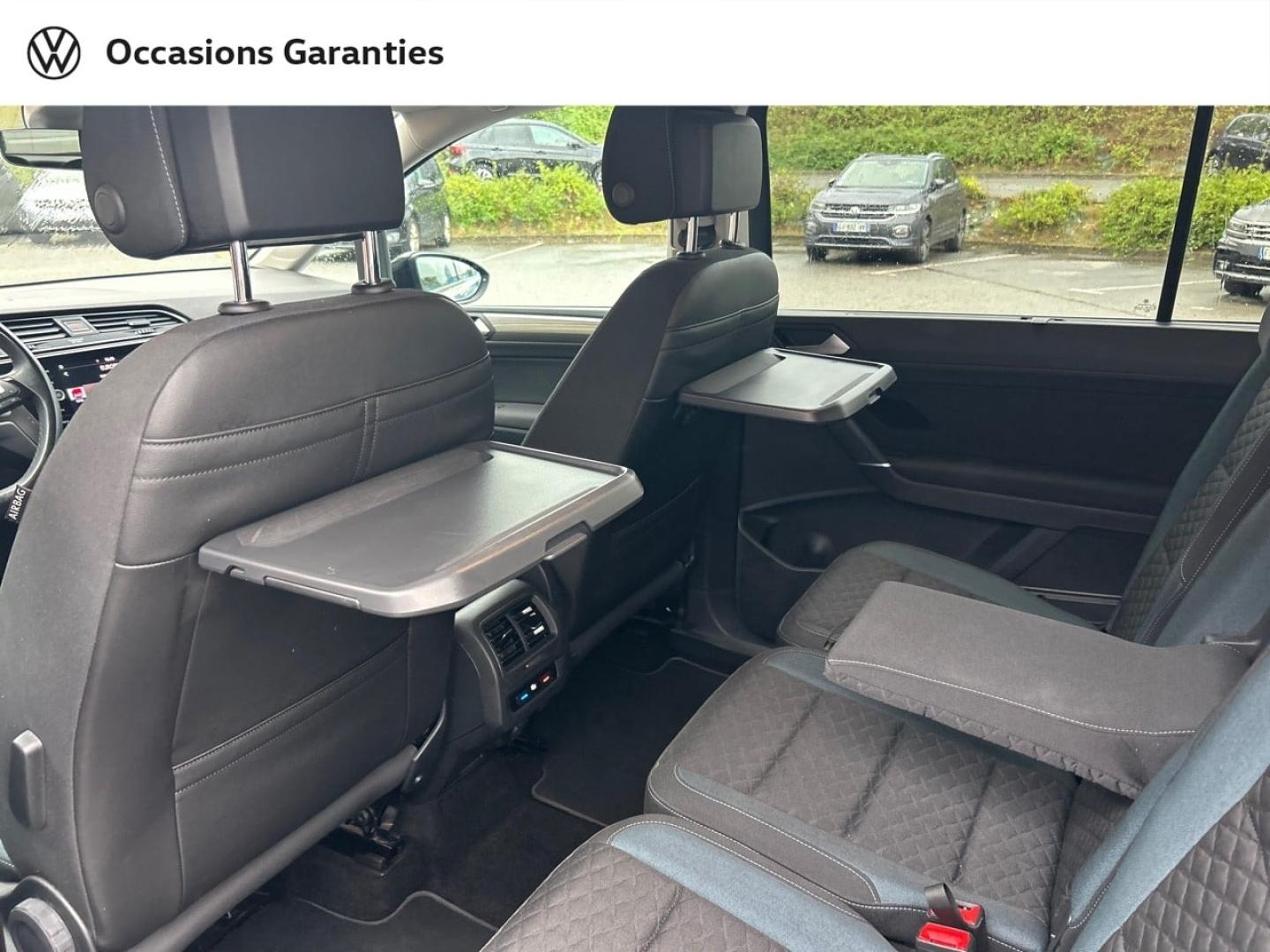 Voitures occasions VOLKSWAGEN TOURAN IQ.Drive Cesson-Sévigné