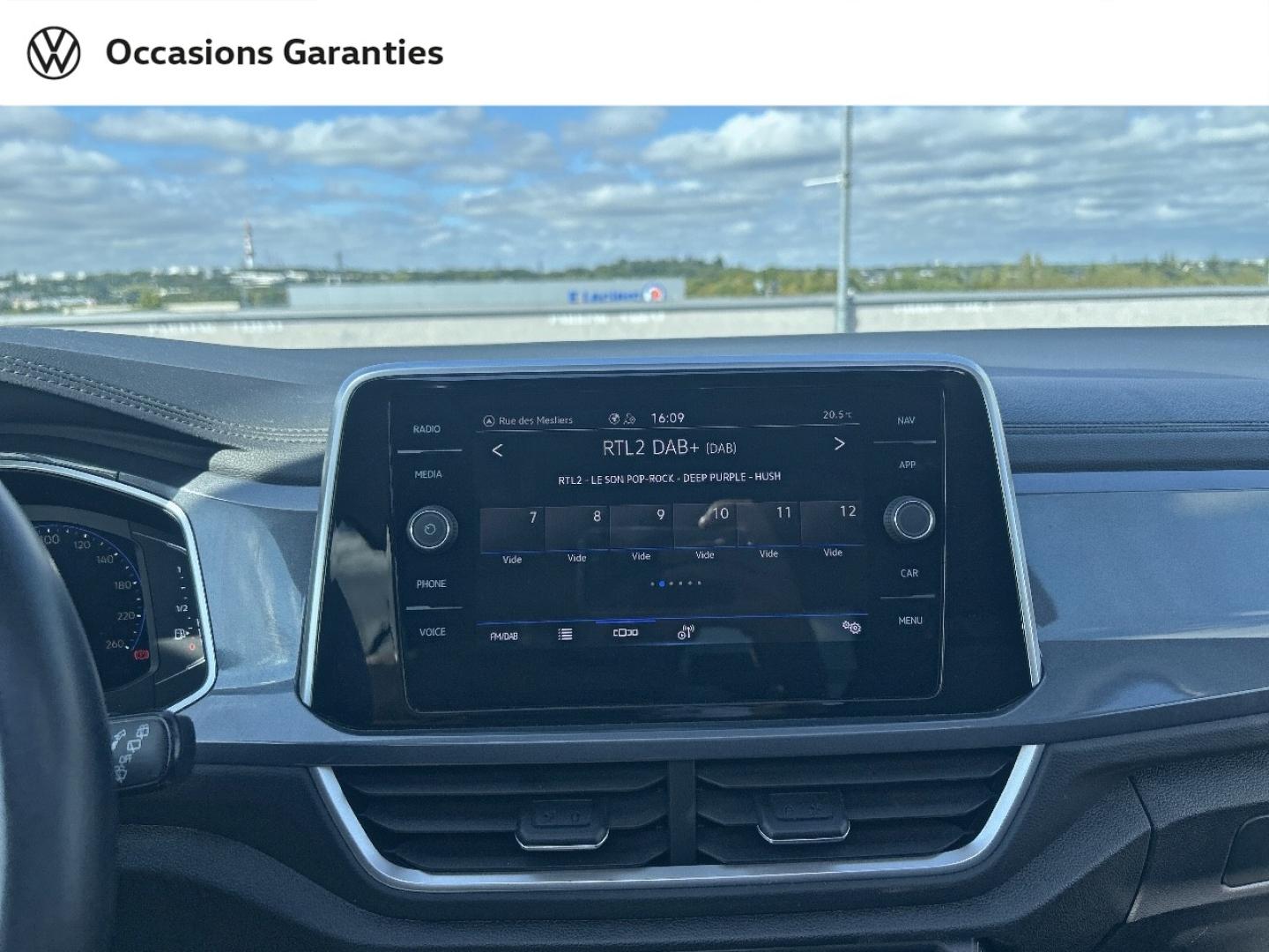 Voitures occasions VOLKSWAGEN T-ROC Style Exclusive Cesson-Sévigné