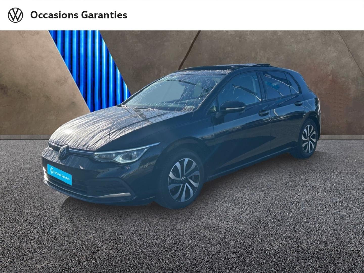 Voitures occasions VOLKSWAGEN GOLF Life Business Cesson-Sévigné