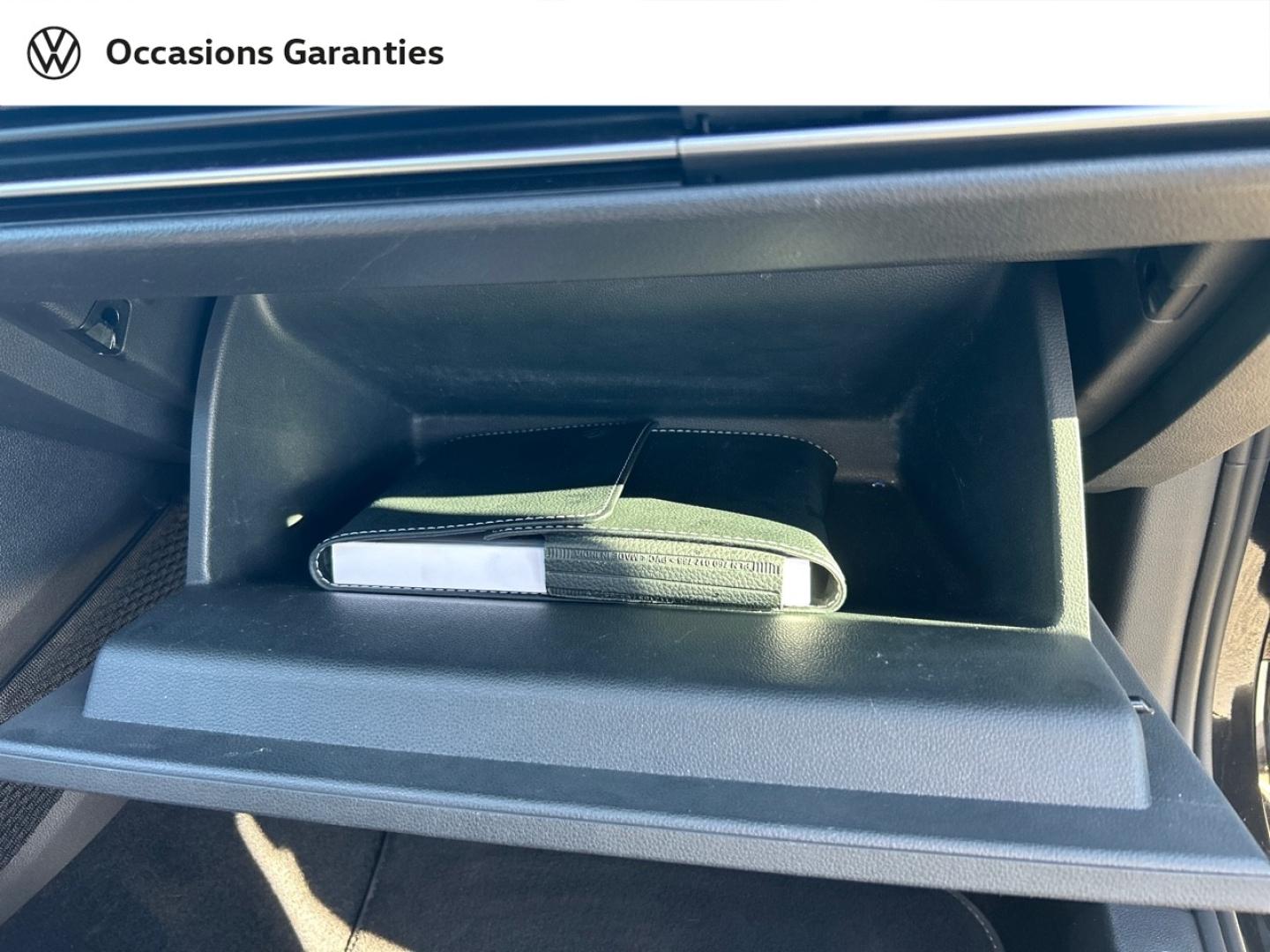 Voitures occasions VOLKSWAGEN GOLF Life Business Cesson-Sévigné