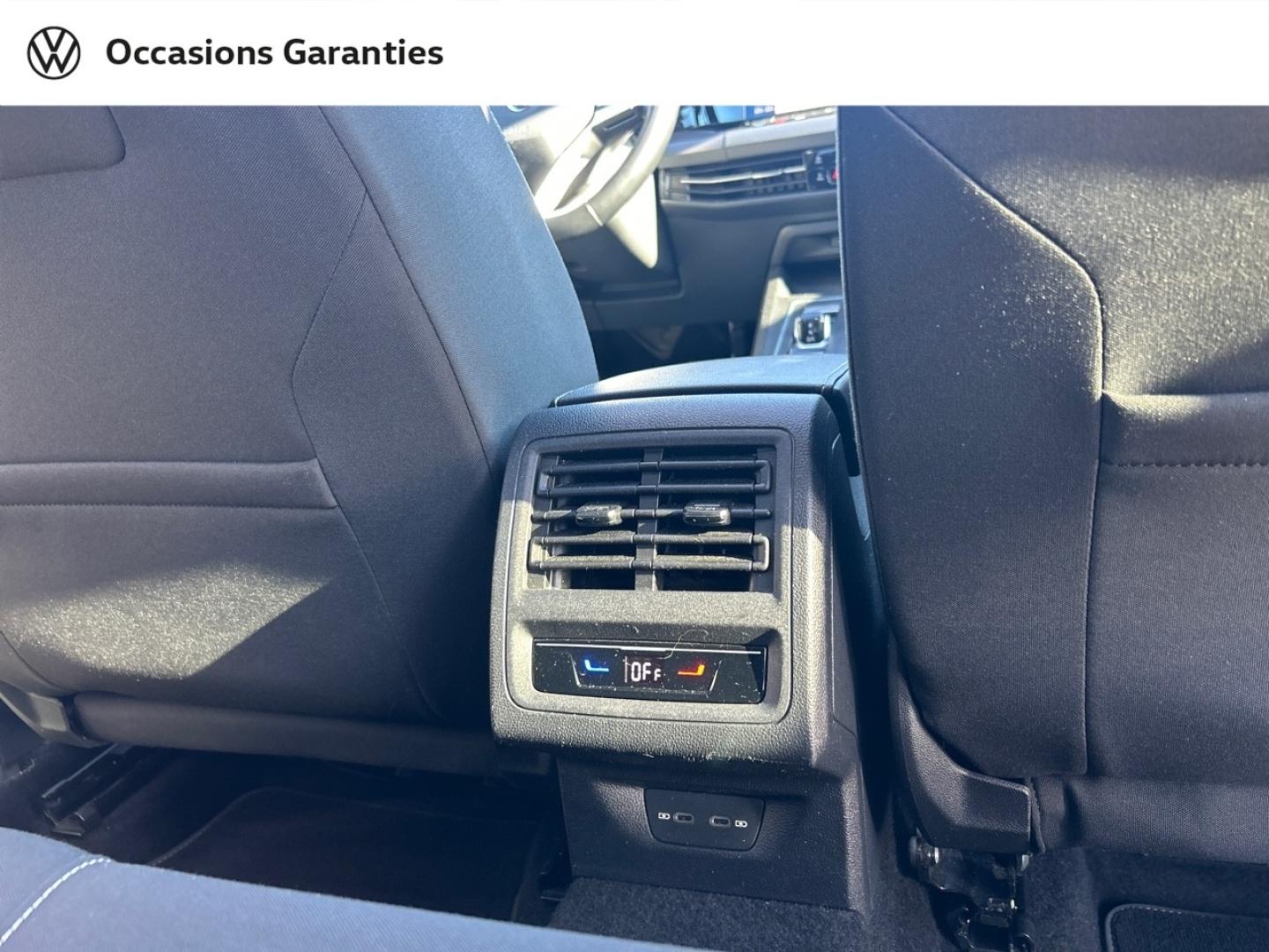 Voitures occasions VOLKSWAGEN GOLF Life Business Cesson-Sévigné