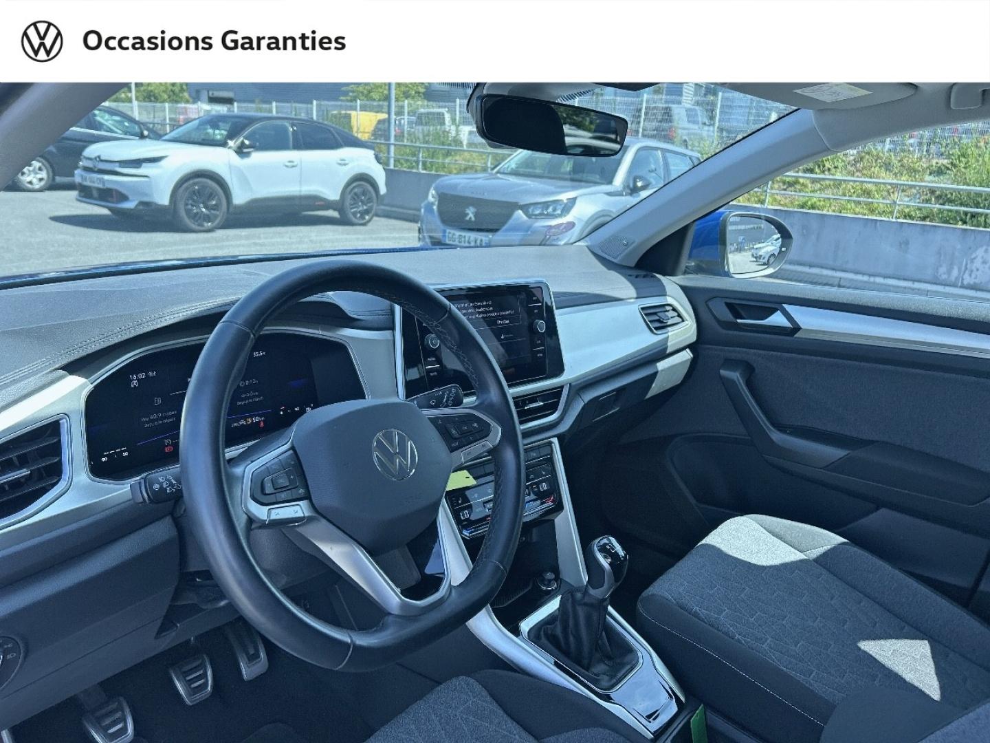 Voitures occasions VOLKSWAGEN T-ROC Base Cesson-Sévigné
