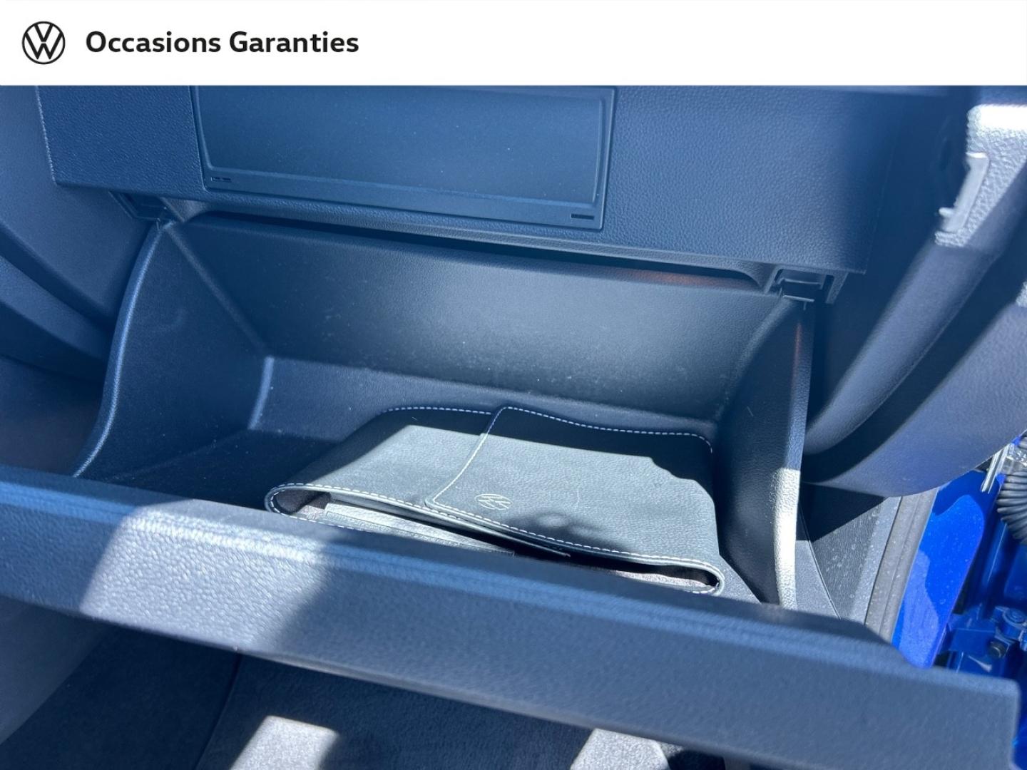 Voitures occasions VOLKSWAGEN T-ROC Base Cesson-Sévigné