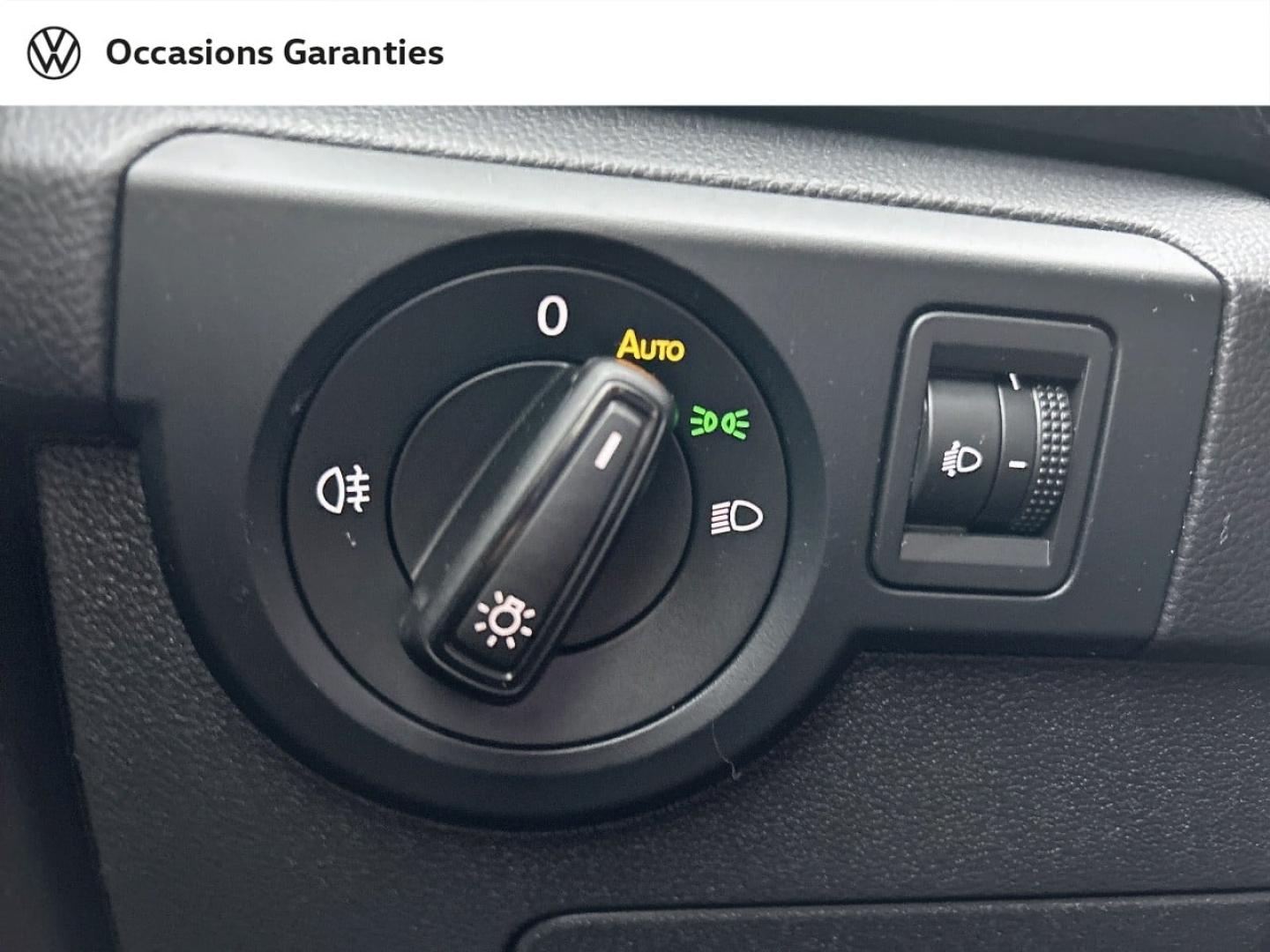 Voitures occasions VOLKSWAGEN T-CROSS VW Edition Cesson-Sévigné