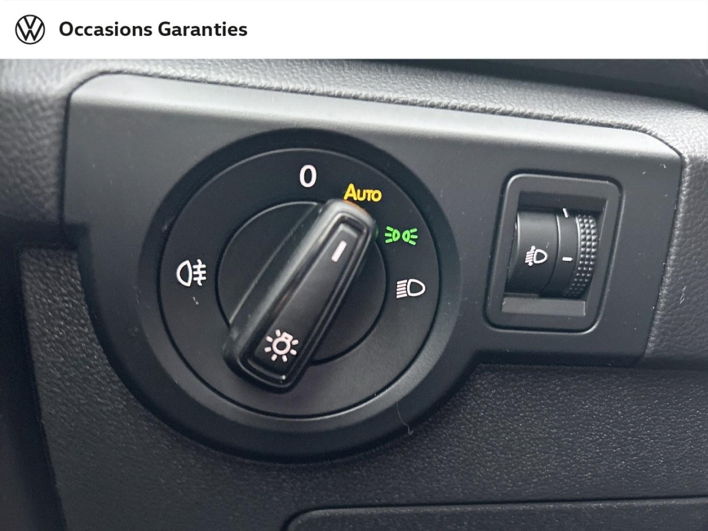 Voitures occasions VOLKSWAGEN T-CROSS VW Edition Cesson-Sévigné
