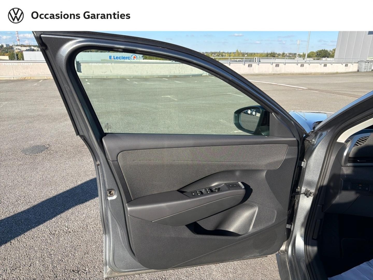 Voitures occasions VOLKSWAGEN T-ROC Life Cesson-Sévigné