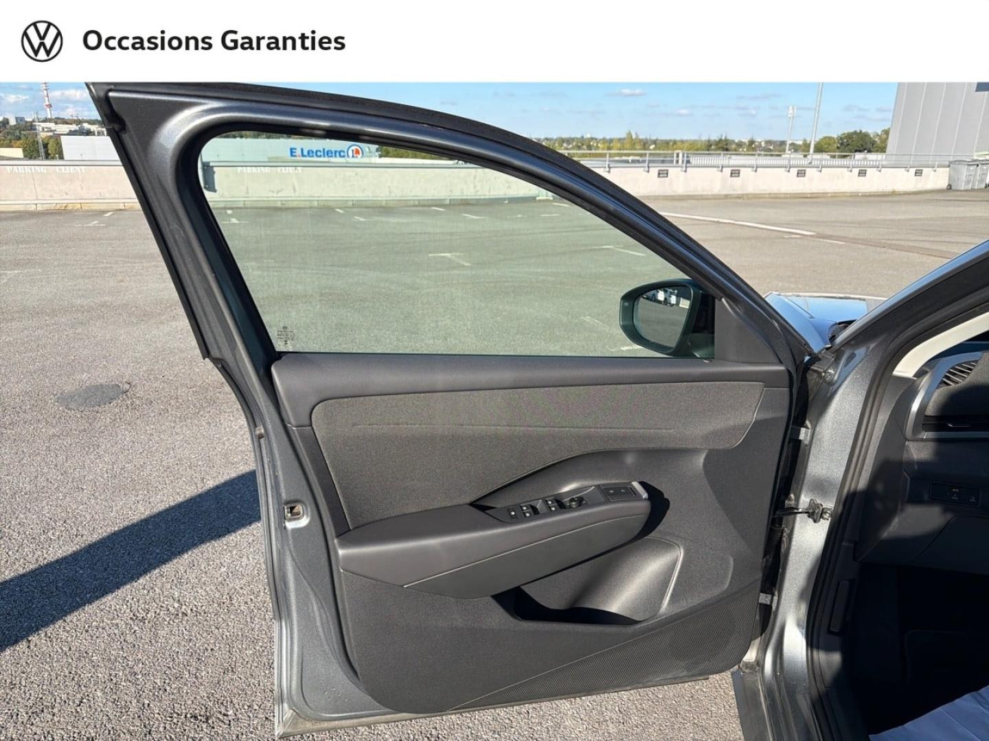 Voitures occasions VOLKSWAGEN T-ROC Life Cesson-Sévigné