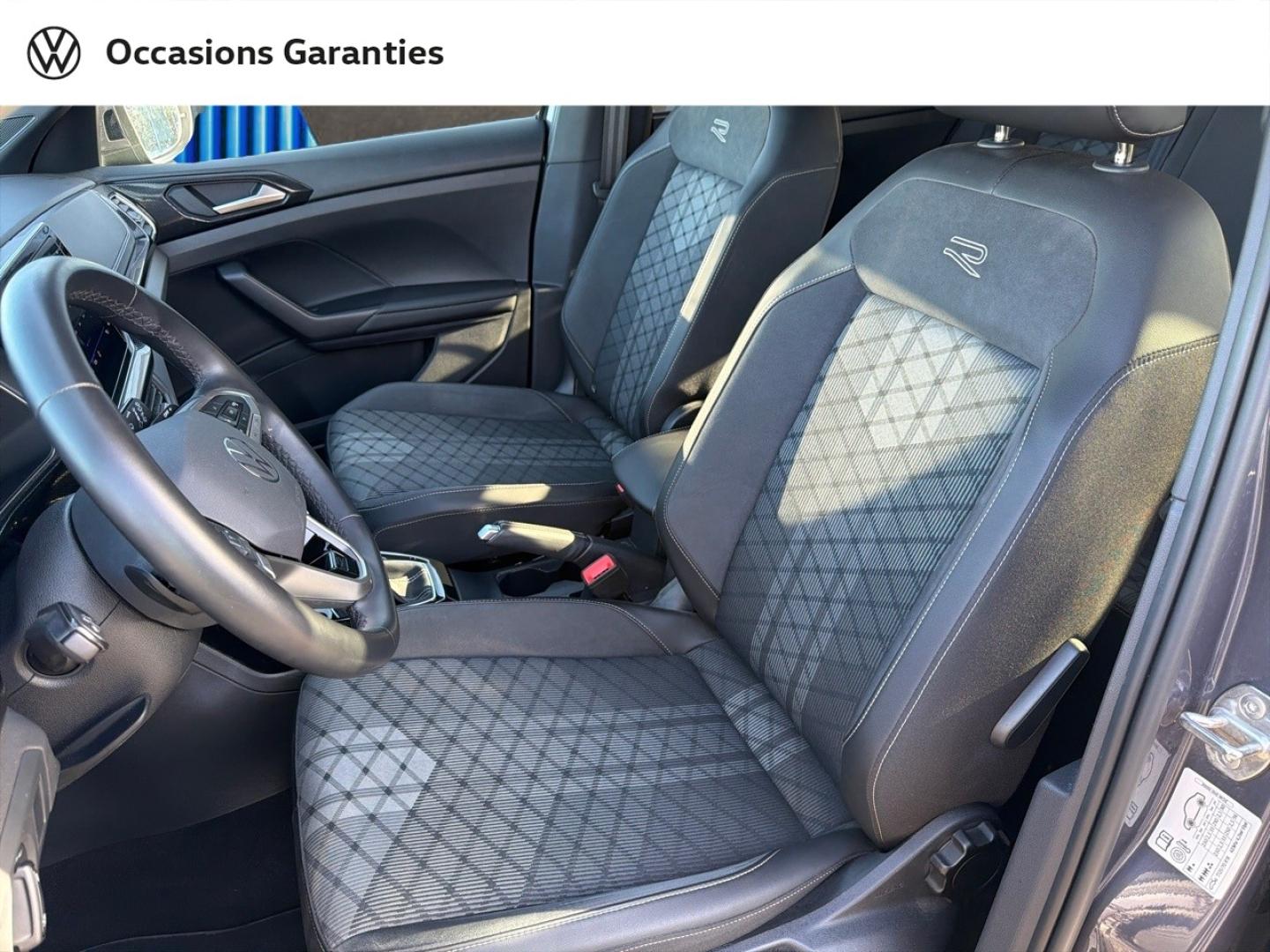 Voitures occasions VOLKSWAGEN T-CROSS R-Line Cesson-Sévigné