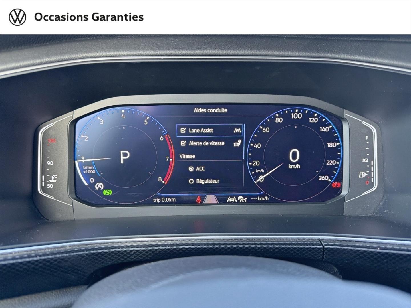 Voitures occasions VOLKSWAGEN T-CROSS R-Line Cesson-Sévigné