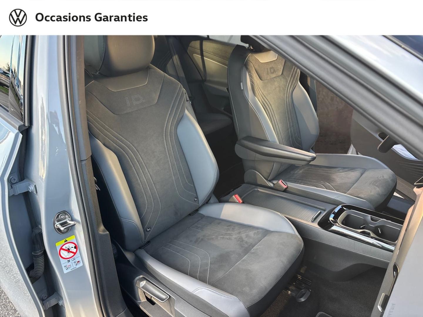 Voitures occasions VOLKSWAGEN ID.5 Life Max Cesson-Sévigné
