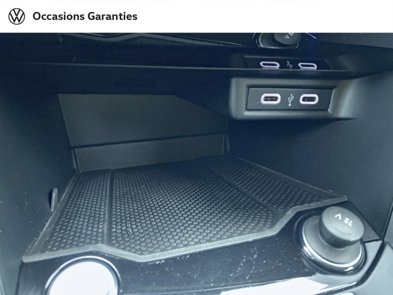 Voitures occasions VOLKSWAGEN T-ROC Life Plus Rezé