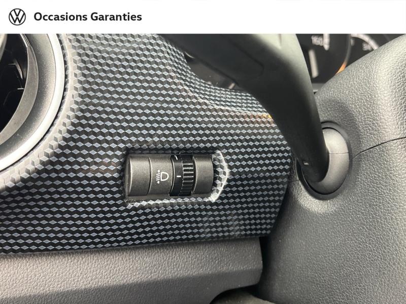 Voitures occasions VOLKSWAGEN e-up! Life Rezé