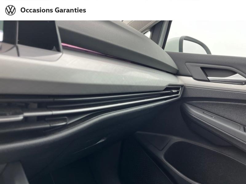 Voitures occasions VOLKSWAGEN GOLF Life Plus Rezé