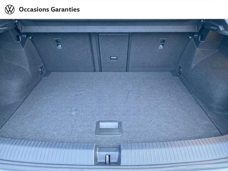 Voitures occasions VOLKSWAGEN T-ROC Life Rezé