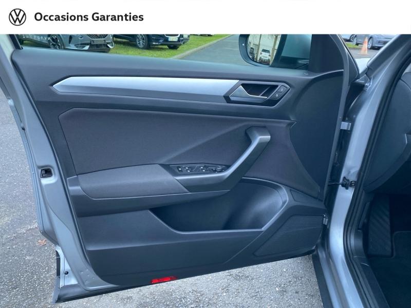 Voitures occasions VOLKSWAGEN T-ROC Life Rezé