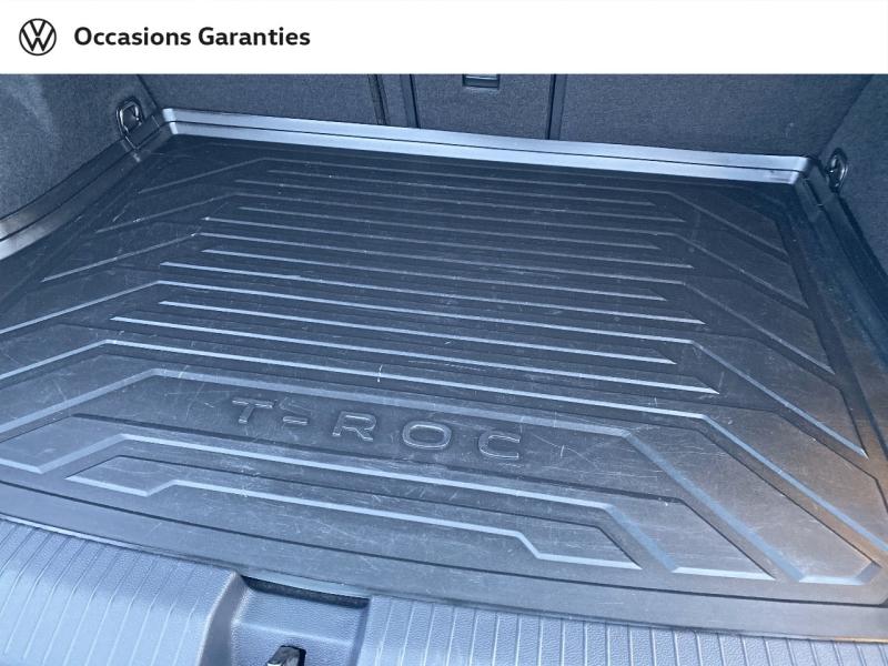 Voitures occasions VOLKSWAGEN T-ROC Life Rezé
