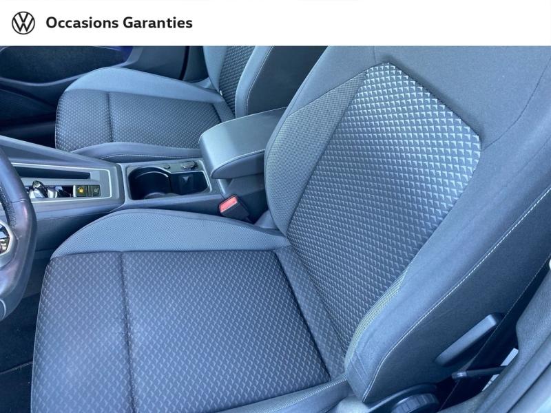 Voitures occasions VOLKSWAGEN GOLF Active Rezé