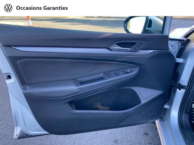 Voitures occasions VOLKSWAGEN GOLF Active Rezé