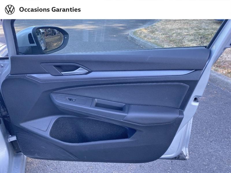 Voitures occasions VOLKSWAGEN GOLF Active Rezé