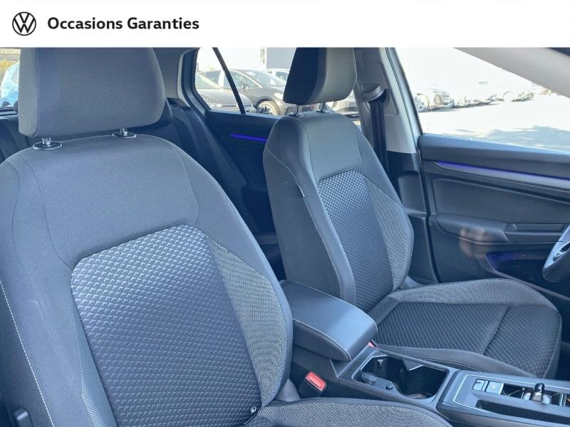 Voitures occasions VOLKSWAGEN GOLF Active Rezé