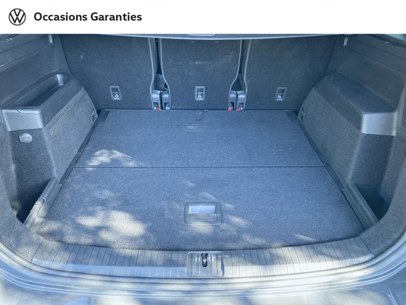 Voitures occasions VOLKSWAGEN TOURAN Carat Rezé