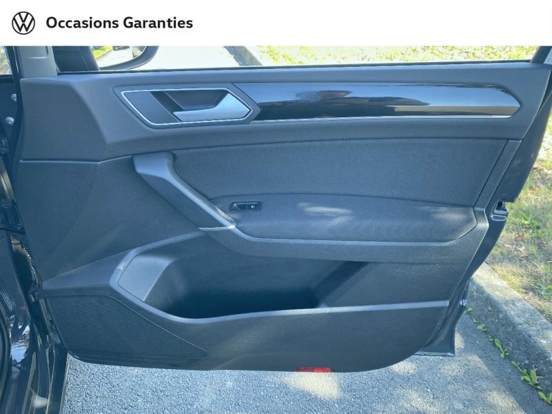 Voitures occasions VOLKSWAGEN TOURAN Carat Rezé
