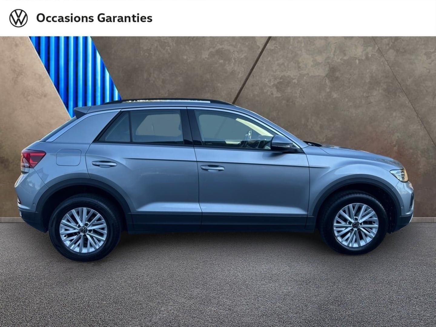 Voitures occasions VOLKSWAGEN T-ROC Life Plus Rezé