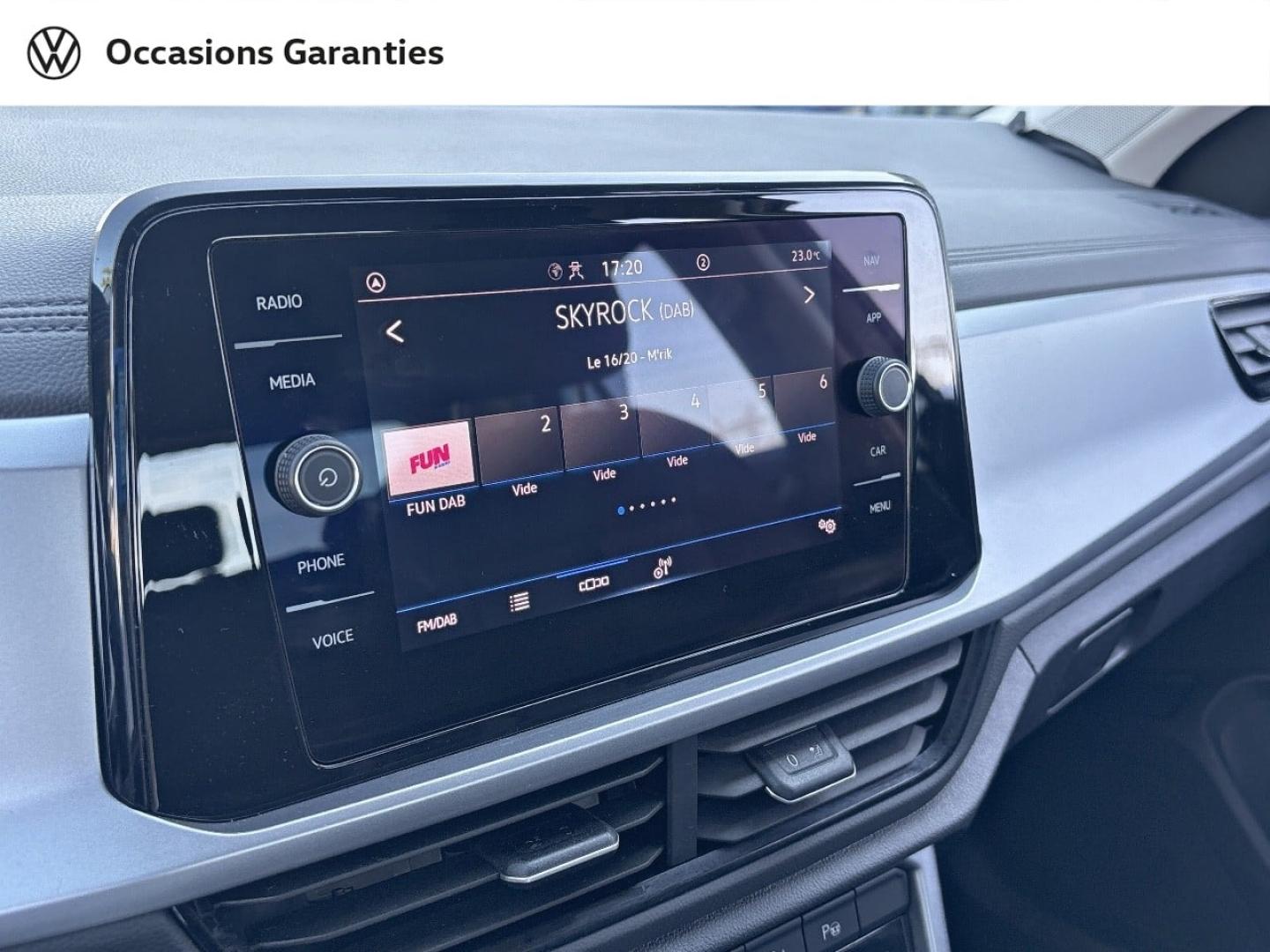 Voitures occasions VOLKSWAGEN T-ROC Life Plus Rezé