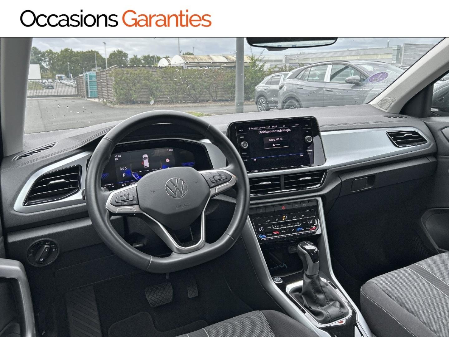 Voitures occasions VOLKSWAGEN T-ROC Life Plus Rezé