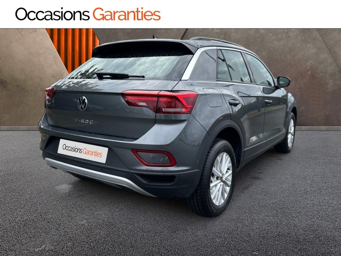 Voitures occasions VOLKSWAGEN T-ROC Life Plus Rezé