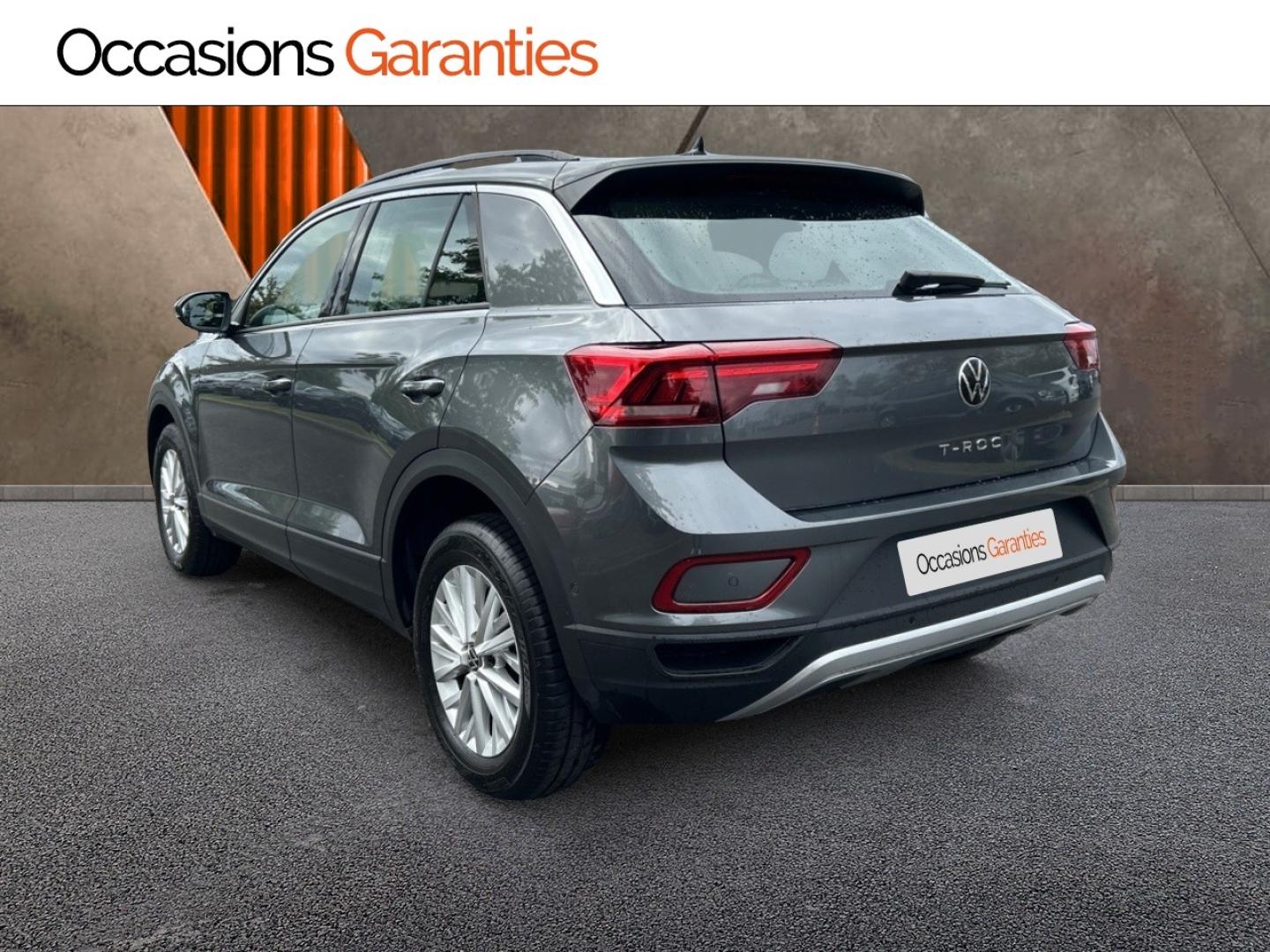 Voitures occasions VOLKSWAGEN T-ROC Life Plus Rezé