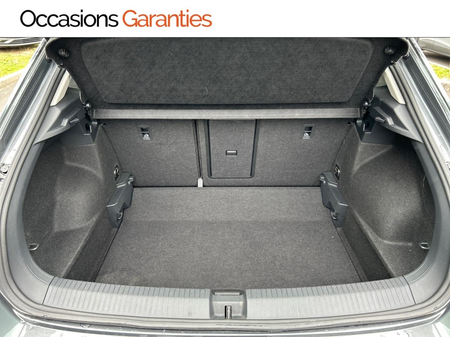 Voitures occasions VOLKSWAGEN T-ROC Life Plus Rezé
