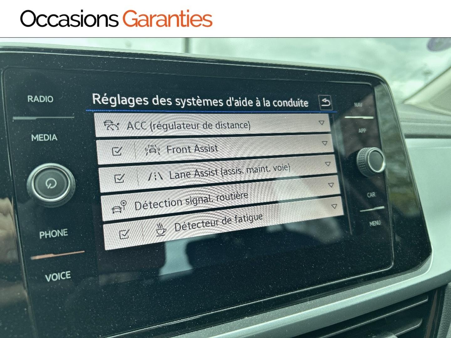 Voitures occasions VOLKSWAGEN T-ROC Life Plus Rezé