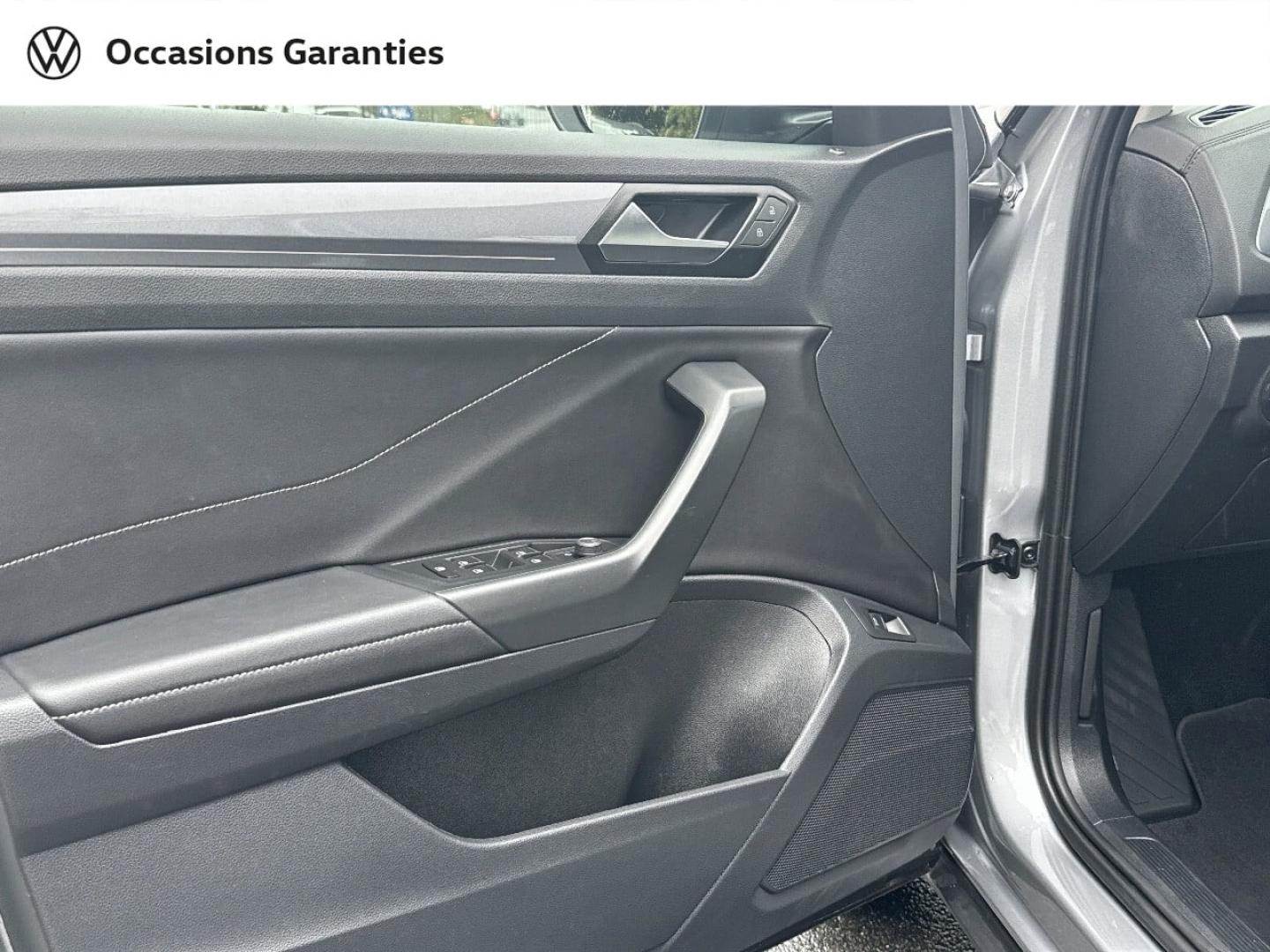 Voitures occasions VOLKSWAGEN T-ROC Style Rezé