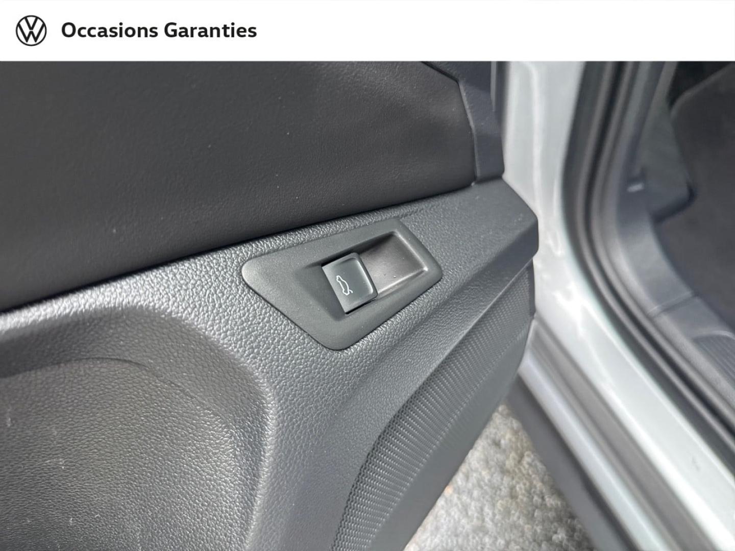 Voitures occasions VOLKSWAGEN T-ROC Style Rezé