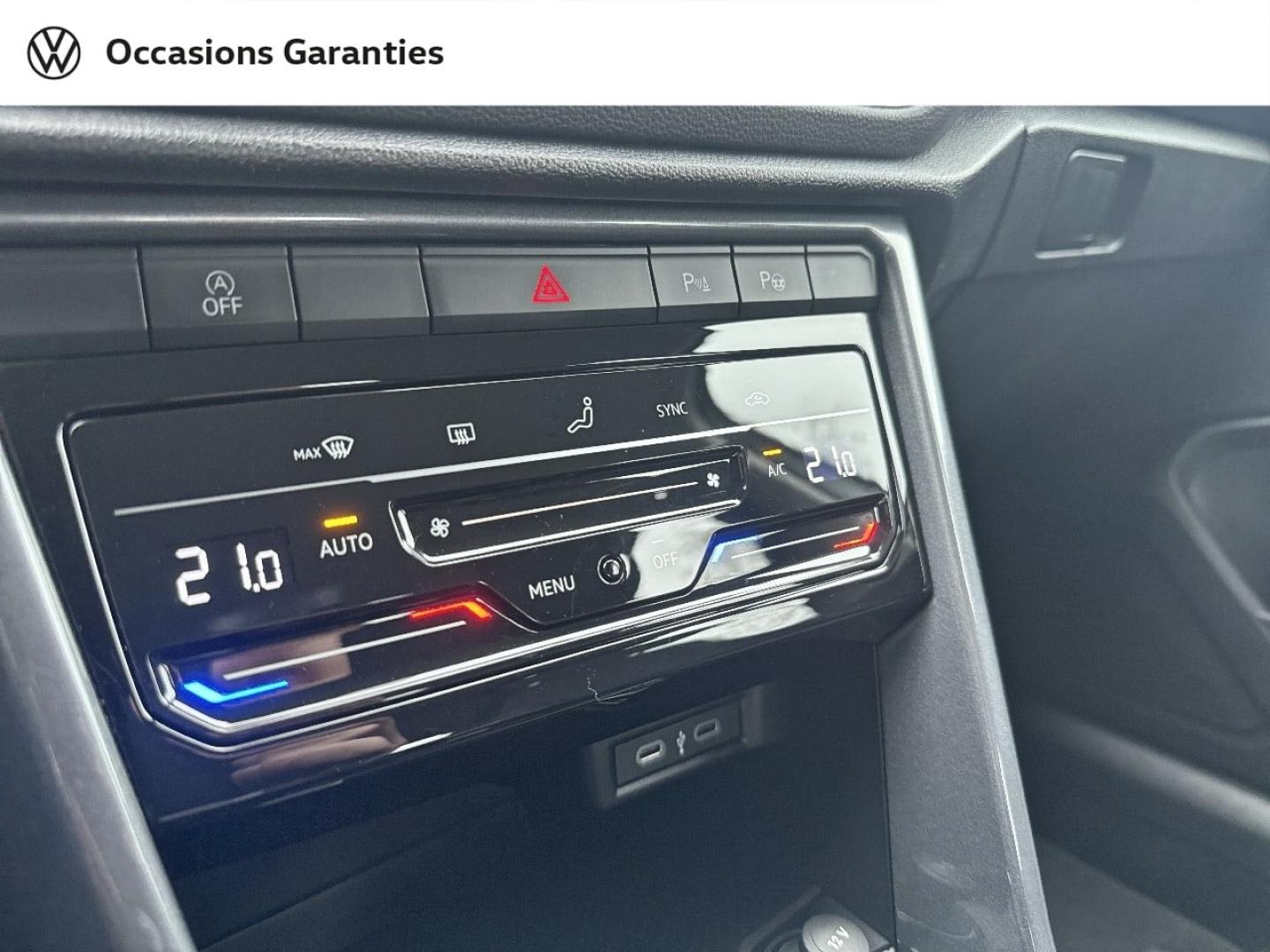 Voitures occasions VOLKSWAGEN T-ROC Style Rezé