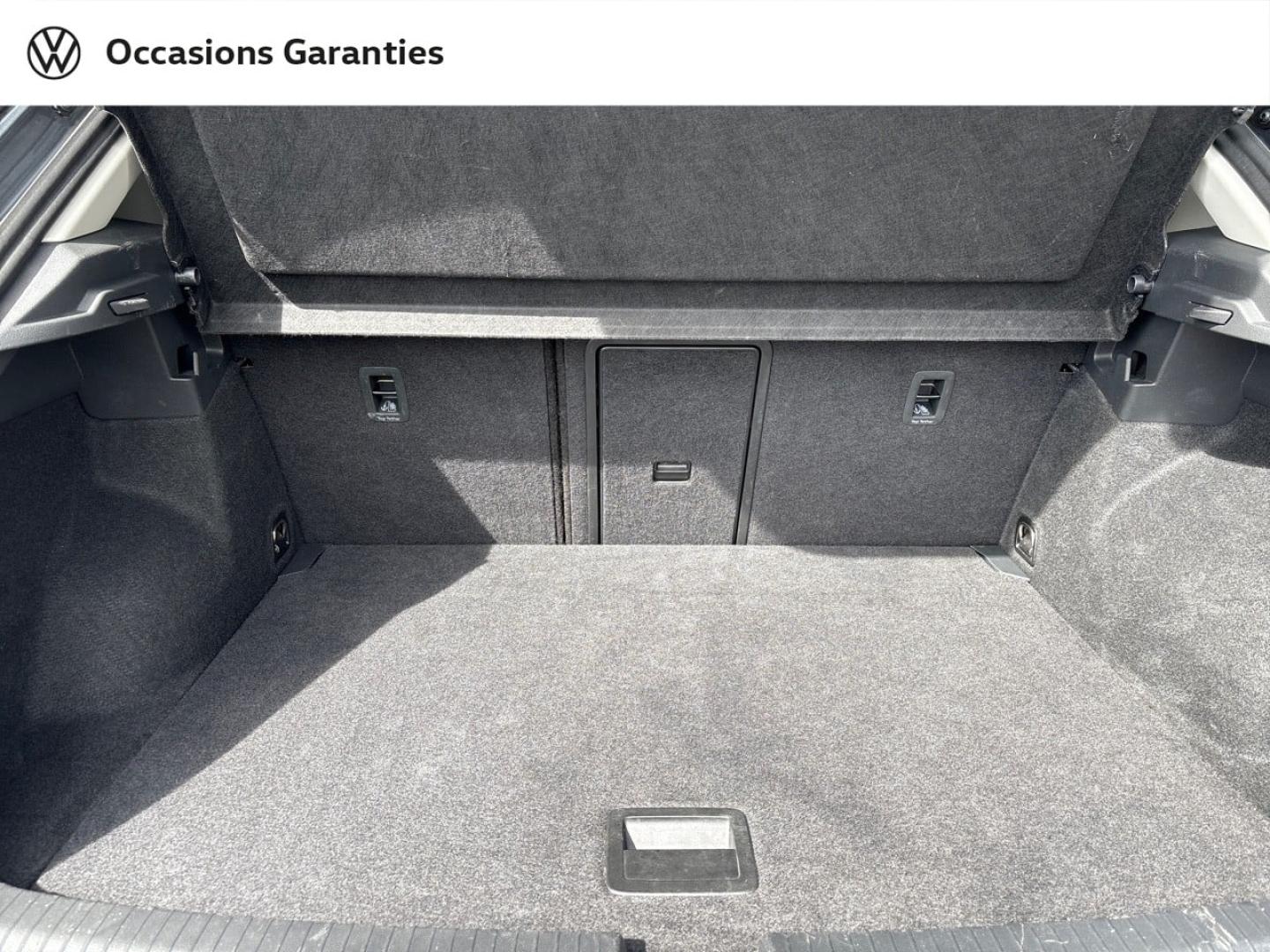 Voitures occasions VOLKSWAGEN T-ROC Style Rezé
