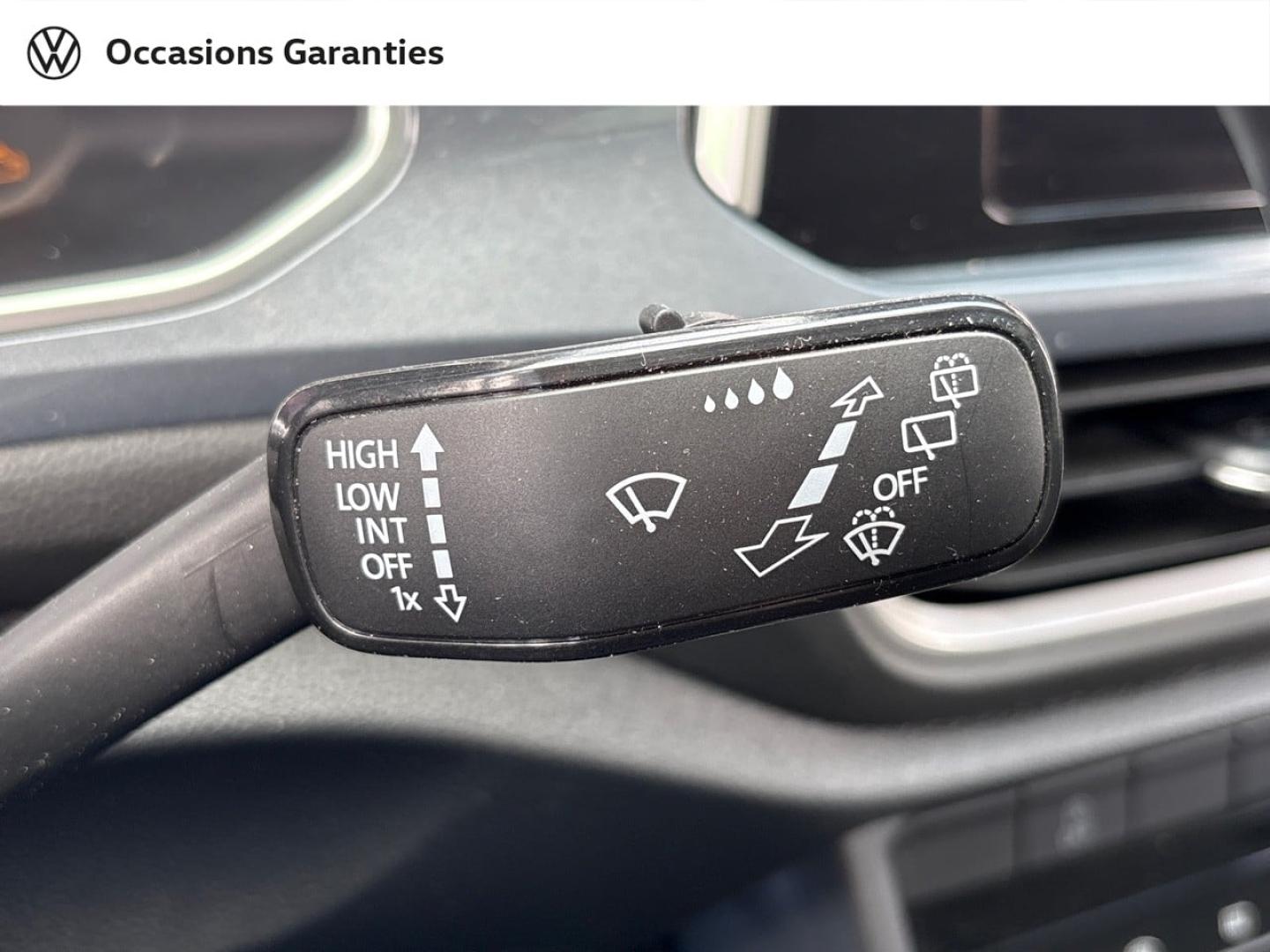 Voitures occasions VOLKSWAGEN T-ROC Style Rezé