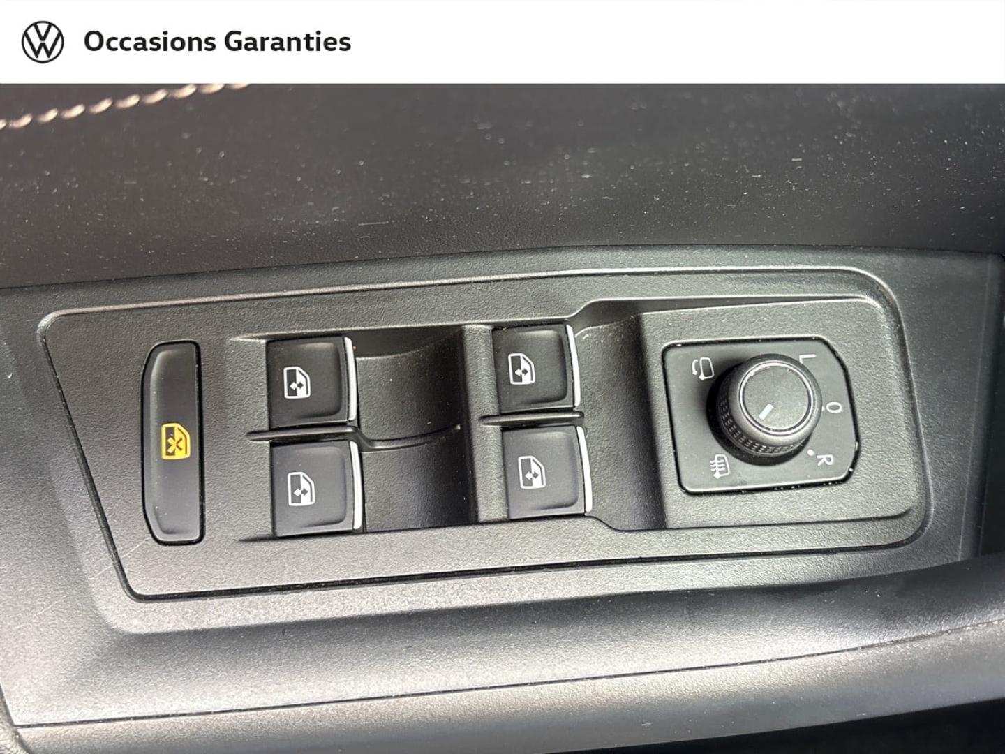 Voitures occasions VOLKSWAGEN T-ROC Style Rezé