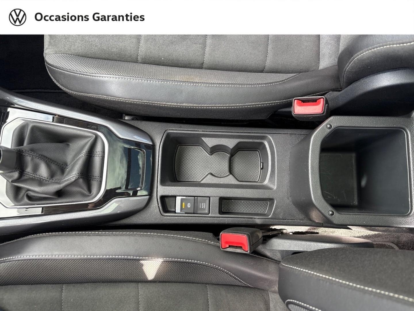 Voitures occasions VOLKSWAGEN T-ROC Style Rezé